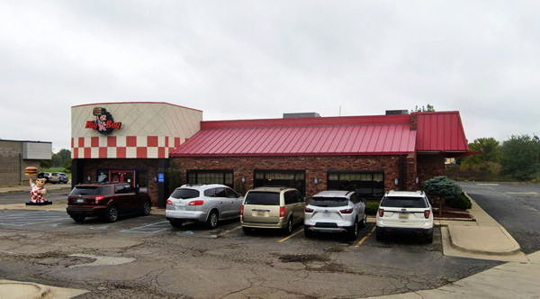 Big Boy Restaurants (Elias Brothers, Elias Bros) - Imlay City - 1949 S Cedar St (newer photo)